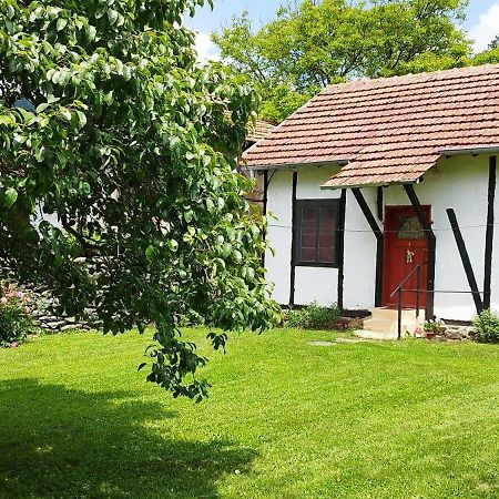 Villa Глинената Къща В Дълги Дел Dŭlgi Del Exterior foto