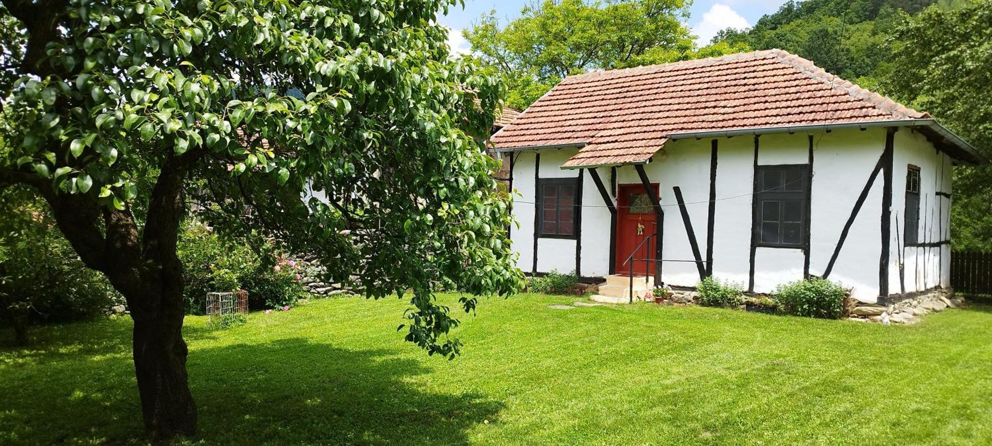 Villa Глинената Къща В Дълги Дел Dŭlgi Del Exterior foto